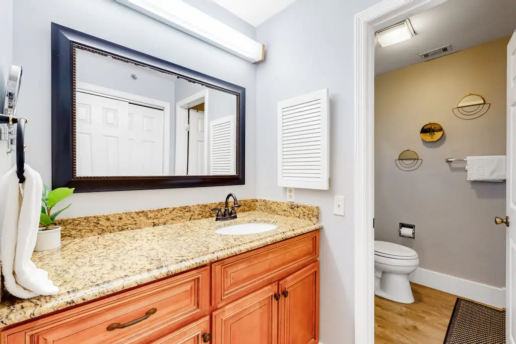 Family-Friendly Condo w/Free WiFi, Covered Porch, Washer/Dryer, and Shared Pool