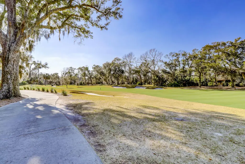 Family-Friendly Condo w/Free WiFi, Covered Porch, Washer/Dryer, and Shared Pool
