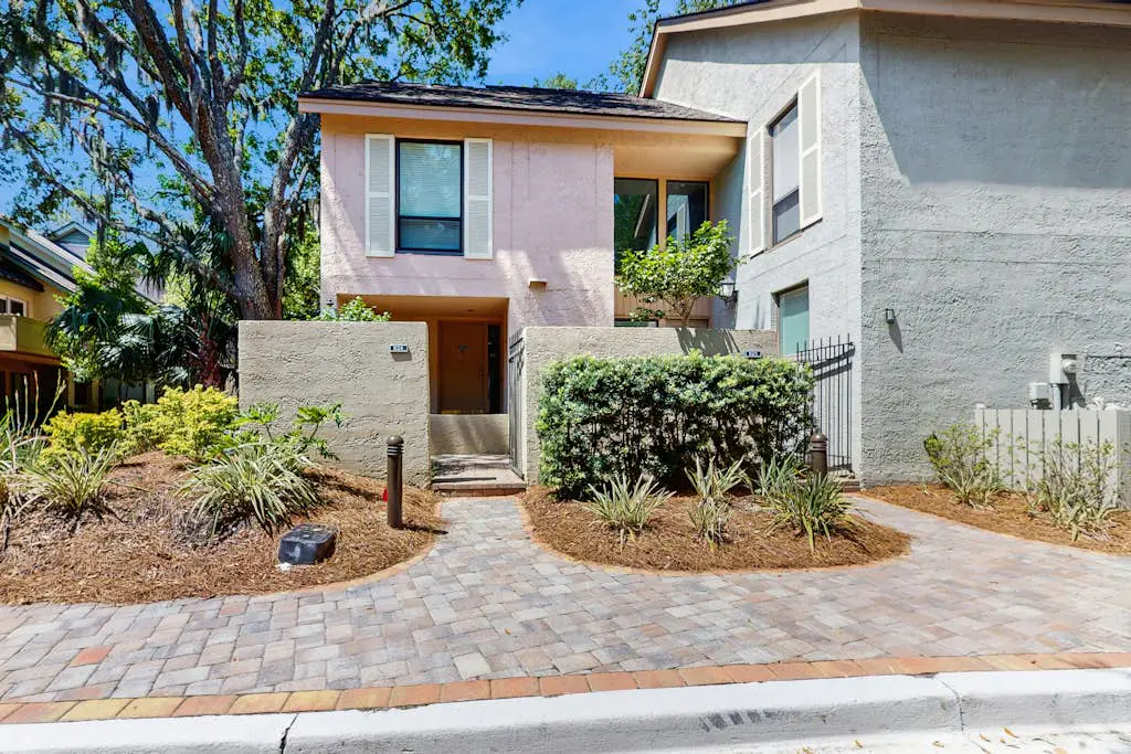 Newly Renovated Harbour Town Villa w/ Private Patio - Close to Lighthouse