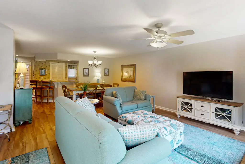 Island Bliss Near the Beach W/ Golf On-Site, Shared Pool/Hot Tub & Private Deck