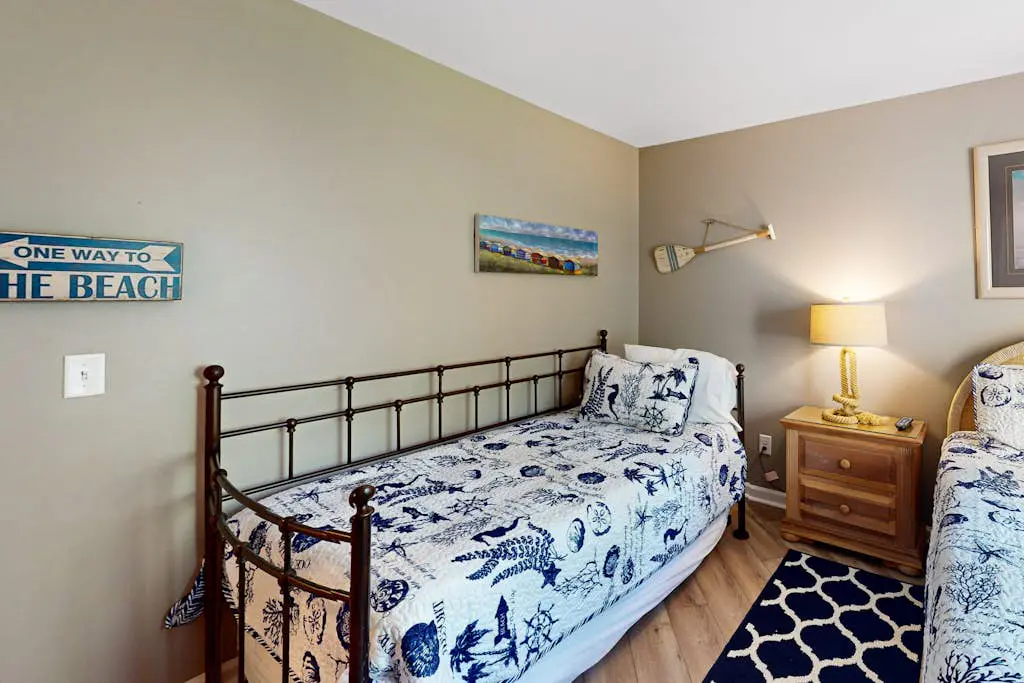 Island Bliss Near the Beach W/ Golf On-Site, Shared Pool/Hot Tub & Private Deck