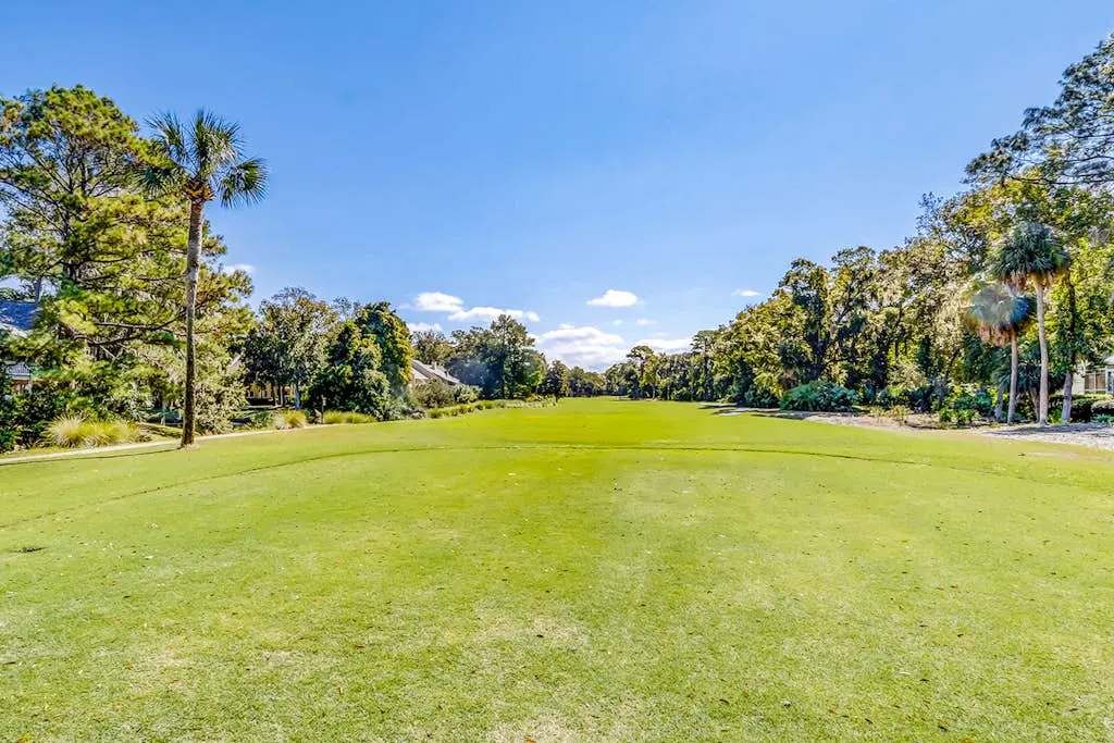 Island Bliss Near the Beach W/ Golf On-Site, Shared Pool/Hot Tub & Private Deck