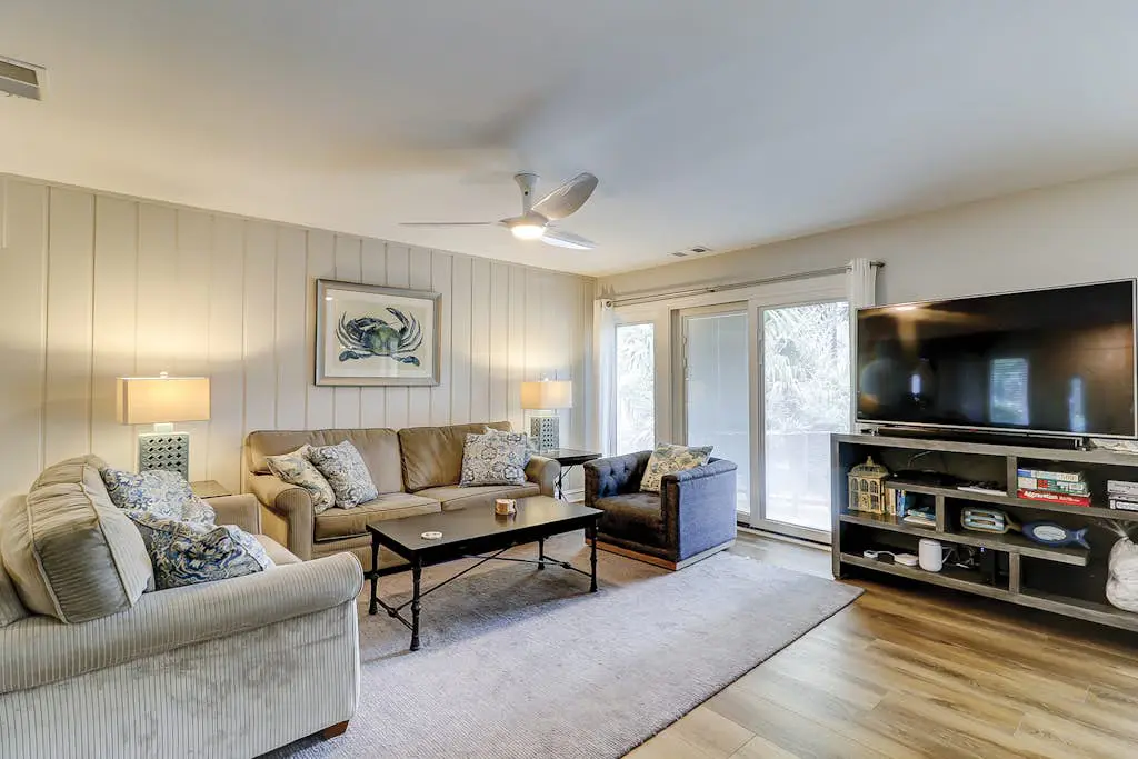 Stunning Sea Pines getaway close to the beach & golf - newly renovated