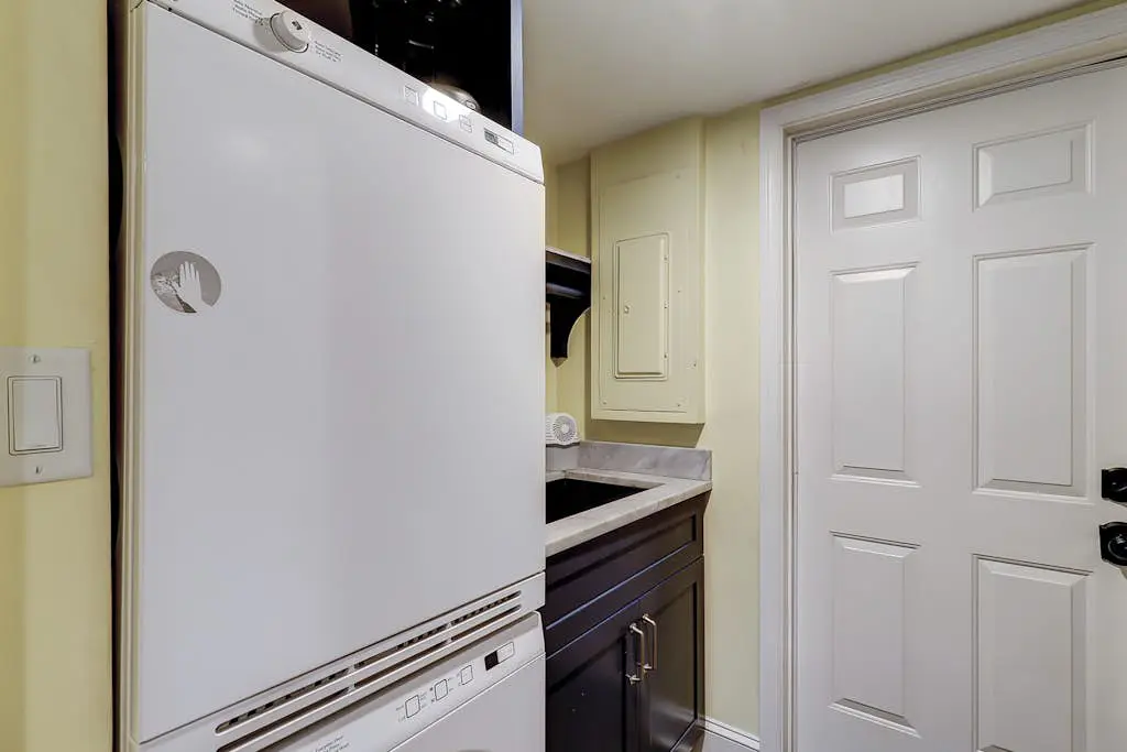 Stunning Sea Pines getaway close to the beach & golf - newly renovated