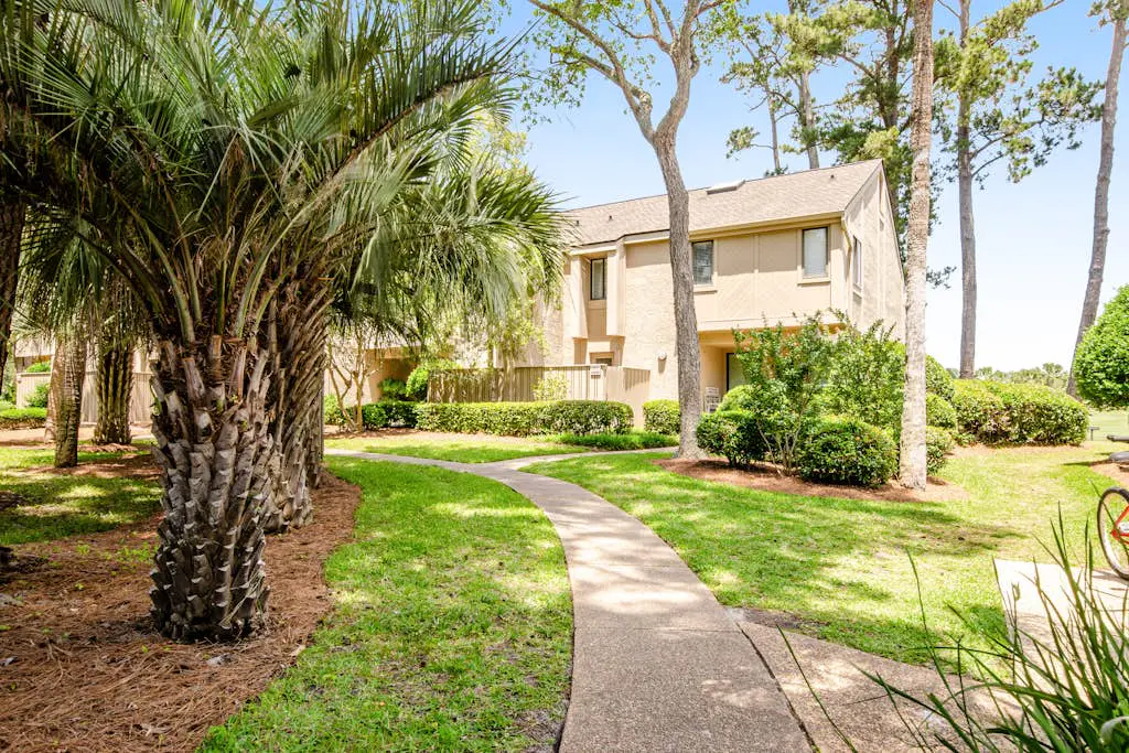 Stunning Sea Pines getaway close to the beach & golf - newly renovated