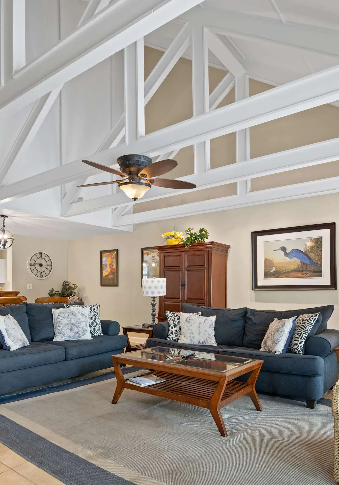 Family-friendly condo w/ a furnished deck & shared pools - near golf & shops