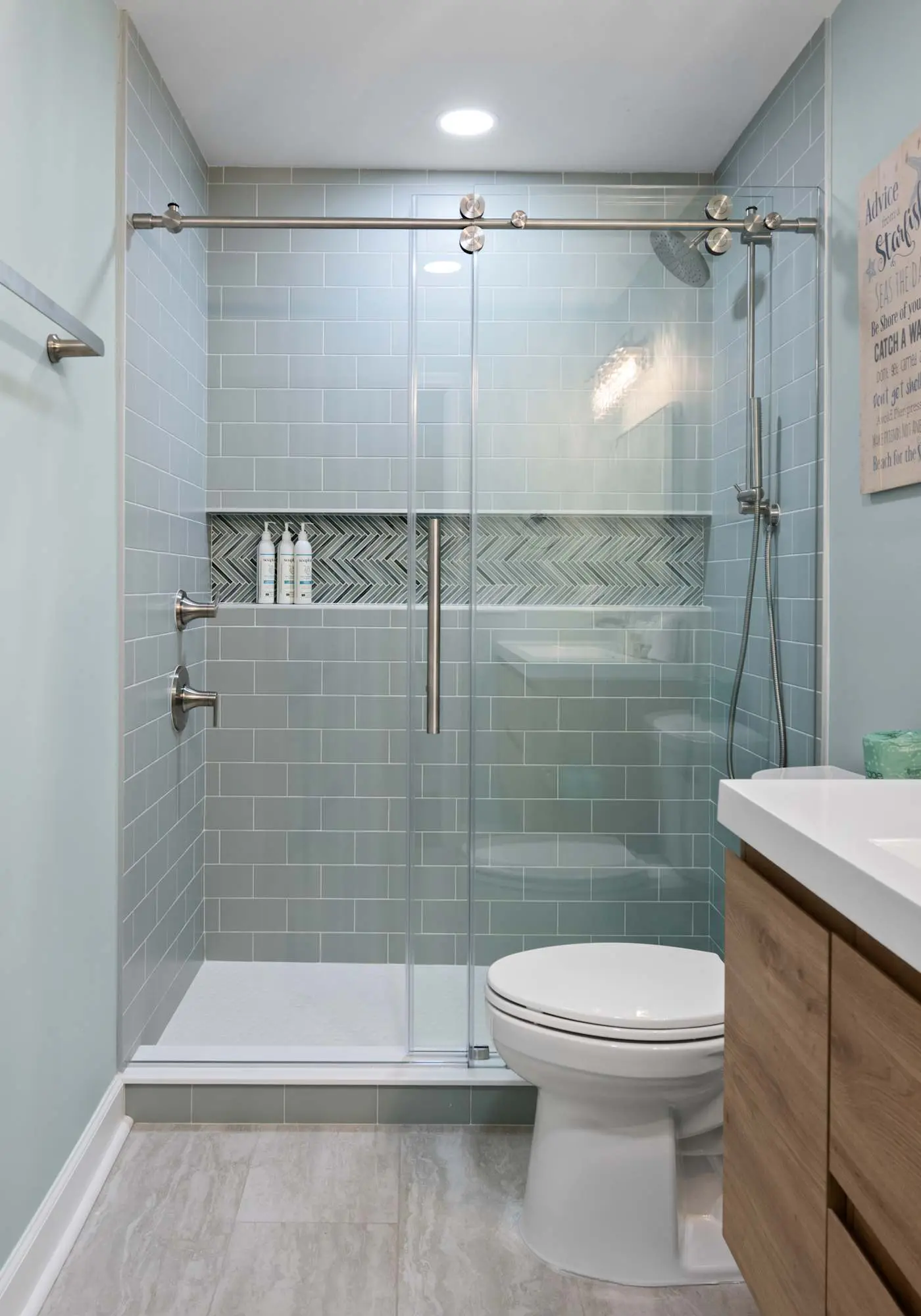 Family-friendly condo w/ a furnished deck & shared pools - near golf & shops