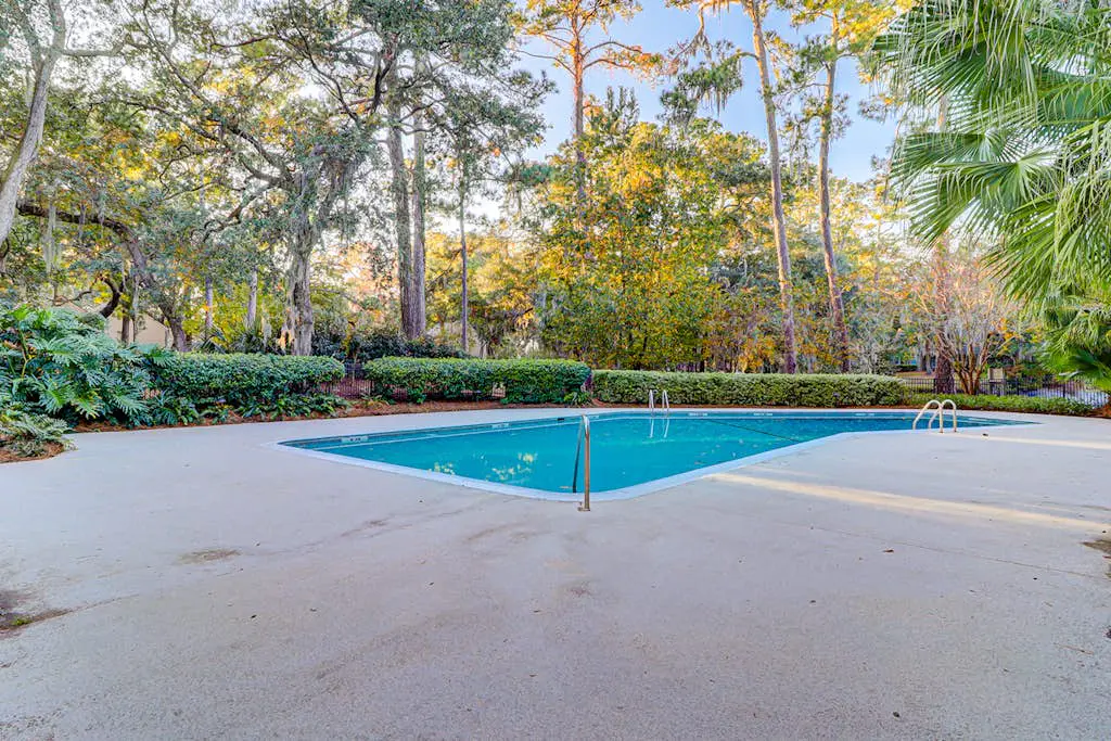 Dog-friendly villa w/ lagoon views & an updated interior - near beach & pools