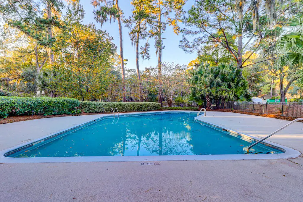 Dog-friendly villa w/ lagoon views & an updated interior - near beach & pools