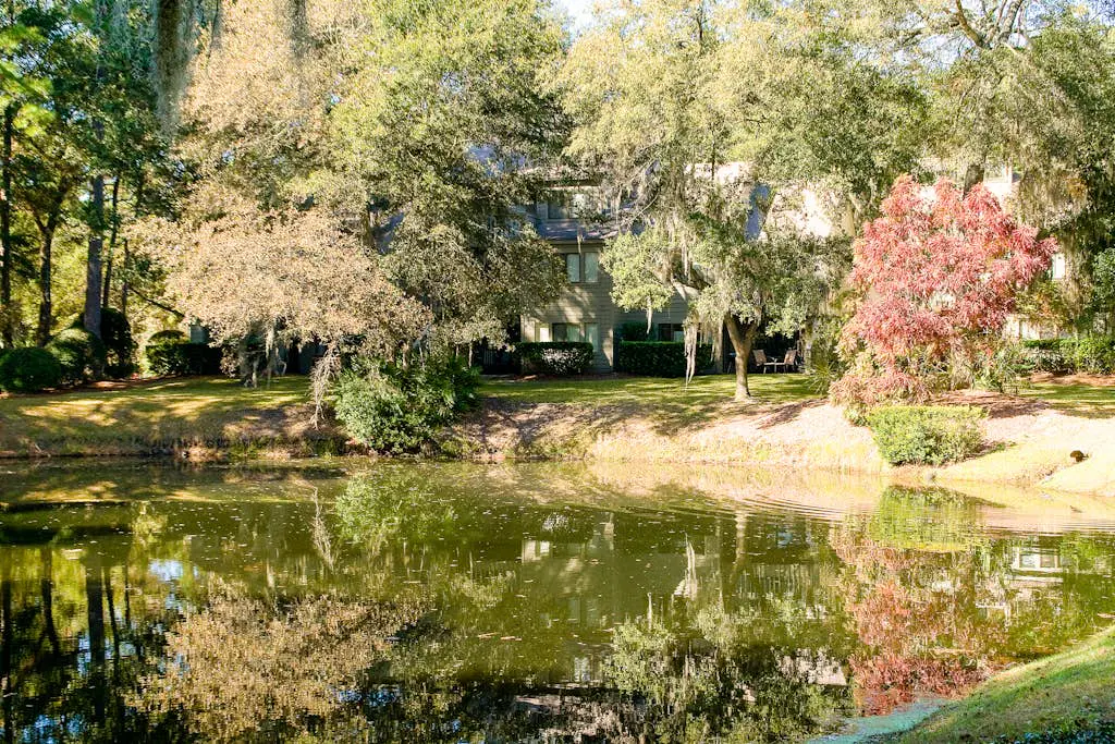 Dog-friendly villa w/ lagoon views & an updated interior - near beach & pools