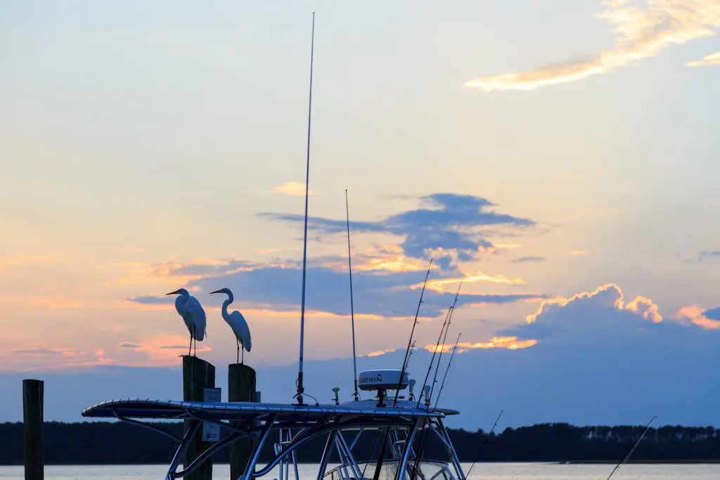 Charming, family-friendly condo w/ private deck - close to golf & the beach