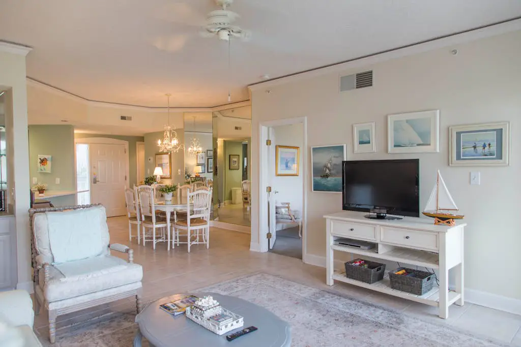 Beach dream w/ balcony view & shared pool - steps from the beach