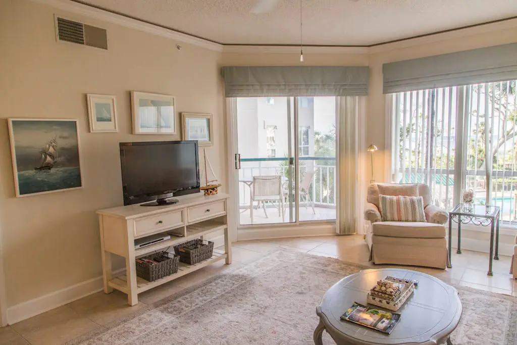 Beach dream w/ balcony view & shared pool - steps from the beach