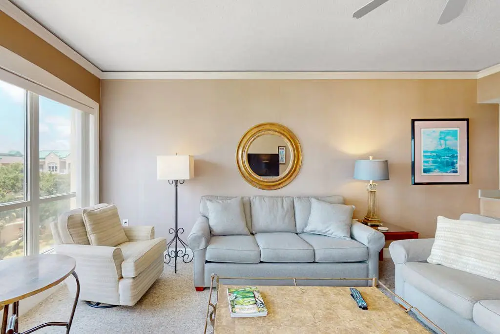 Island getaway by the ocean w/ balcony view & shared pool - beach access