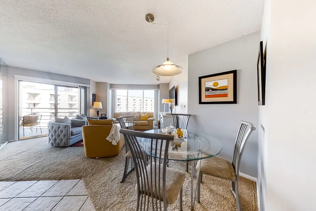 Family-friendly home w/ an ocean view + shared pool & hot tub - near the beach