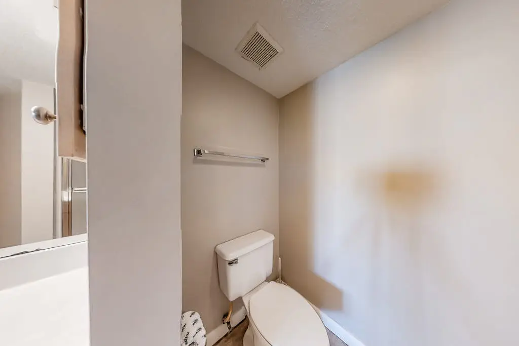 Family-friendly home w/ an ocean view + shared pool & hot tub - near the beach