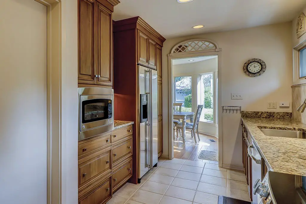 Charming 3 bedroom 3 1/2 bath home in beautiful Sea Pines.