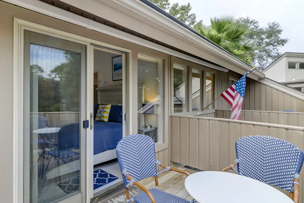 Charming 3 bedroom 3 1/2 bath home in beautiful Sea Pines.