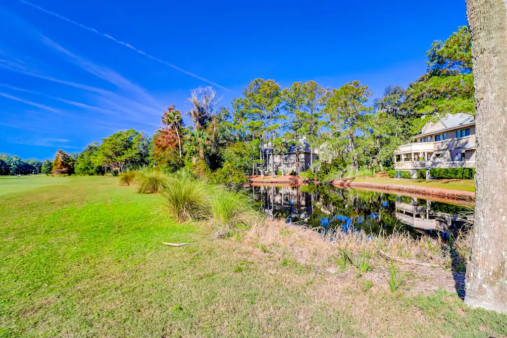 Lovely Condo with Shared Pool & Tennis Dogs Welcome