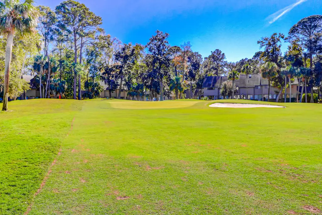 Lovely Condo with Shared Pool & Tennis Dogs Welcome
