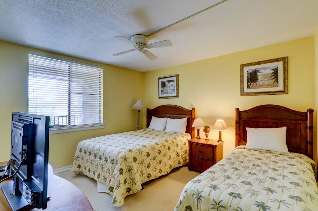 Stunning oceanview condo w/ a shared pool, hot tub, & tennis, plus beach access