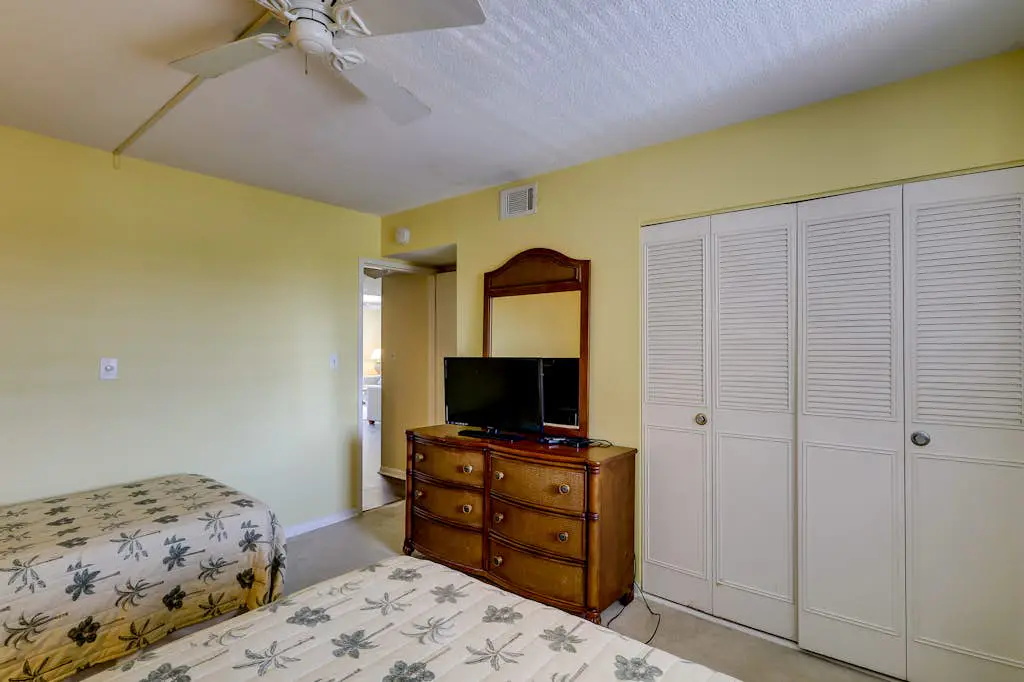Stunning oceanview condo w/ a shared pool, hot tub, & tennis, plus beach access