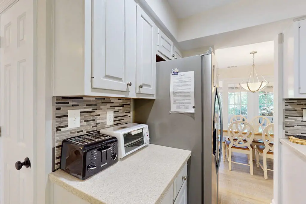 Dog-friendly, golf-course adjacent townhouse w/ a wet bar, patio, & shared pool