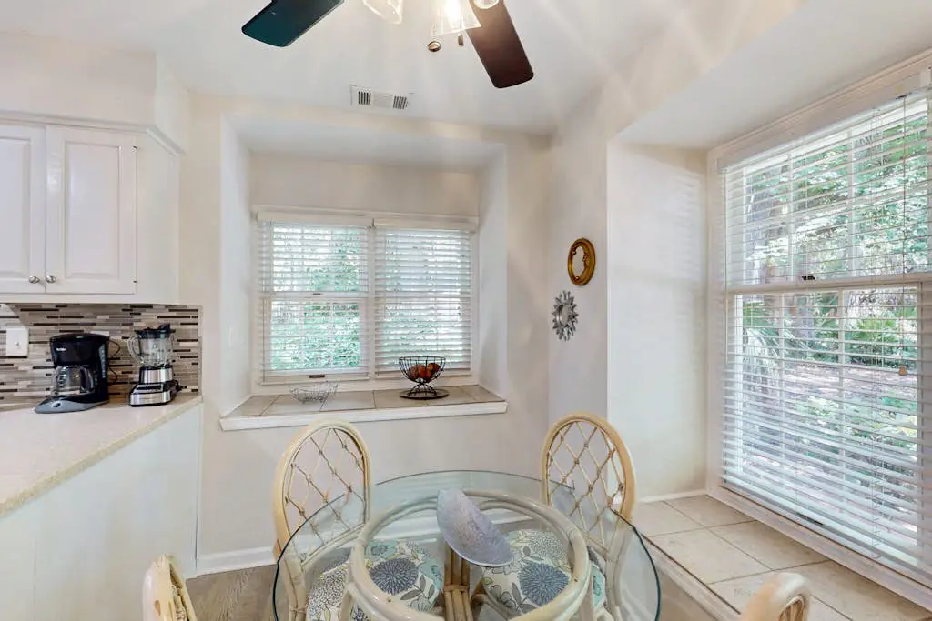 Dog-friendly, golf-course adjacent townhouse w/ a wet bar, patio, & shared pool