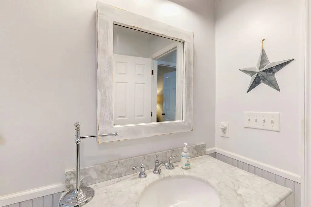 Dog-friendly, golf-course adjacent townhouse w/ a wet bar, patio, & shared pool