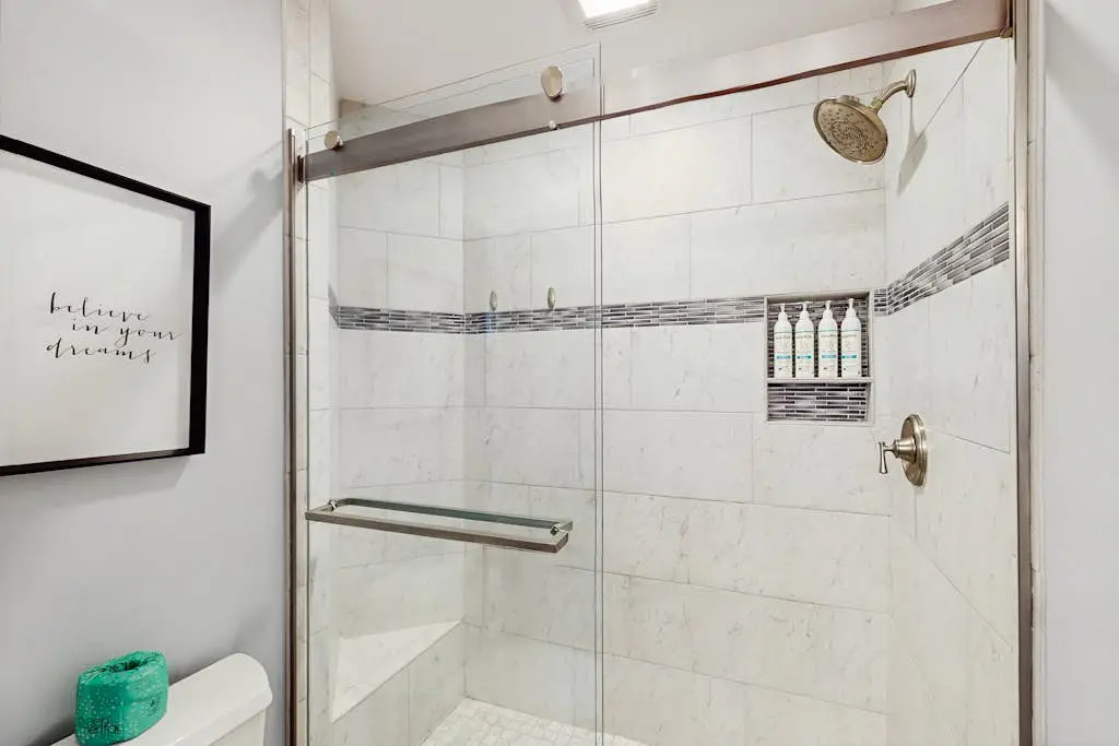 Second-Floor Condo w/Free WiFi, Shared Pool, Hot Tub, Balcony, Golf Course View