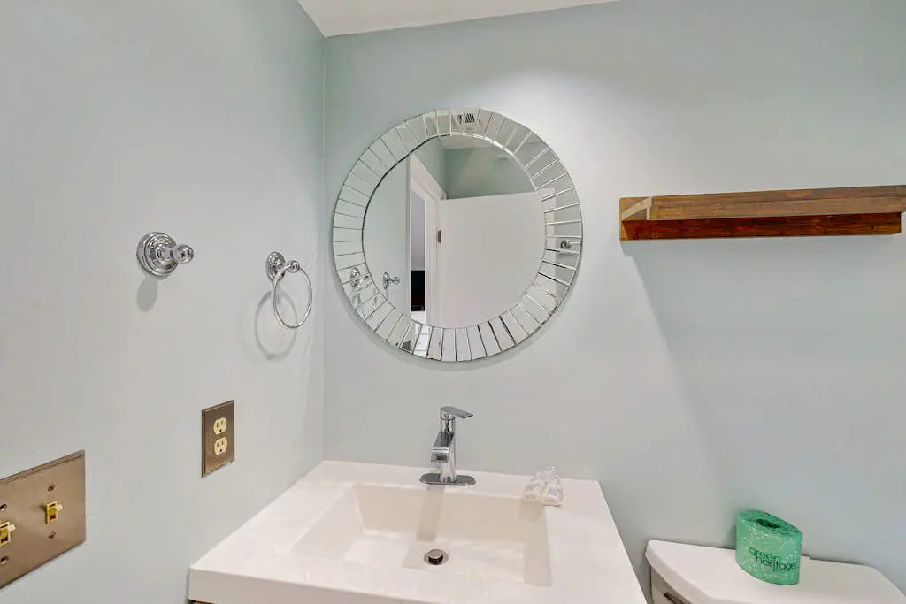 Second Floor Condo Steps to Coligny with Shared Pool, Central AC, & Beach Access
