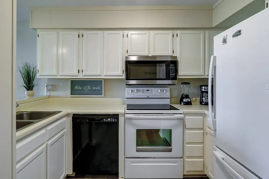 Pristine Beach Condo w/ Shared Pools, Free WiFi, and Central AC