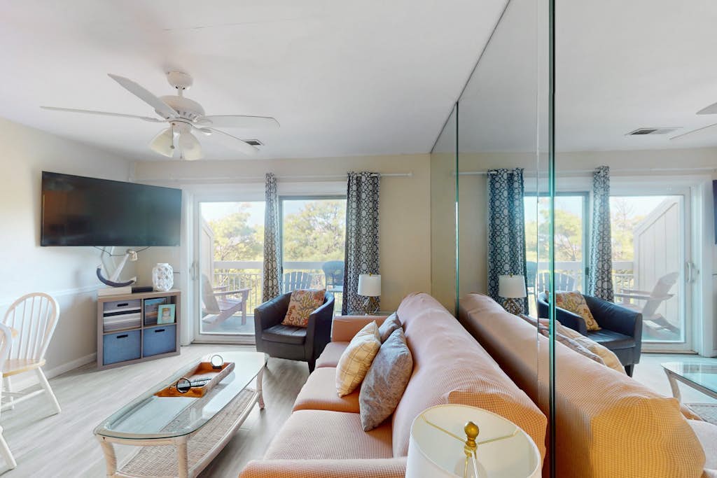Private Beach Access Villa with Shared Pool, Balcony & Free WiFi