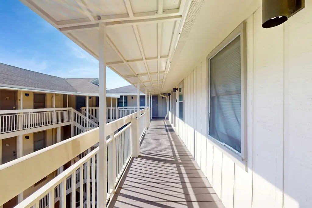 Dreamy Island Condo W/ Beach Access, Shared Pool, Private Balcony & WiFi