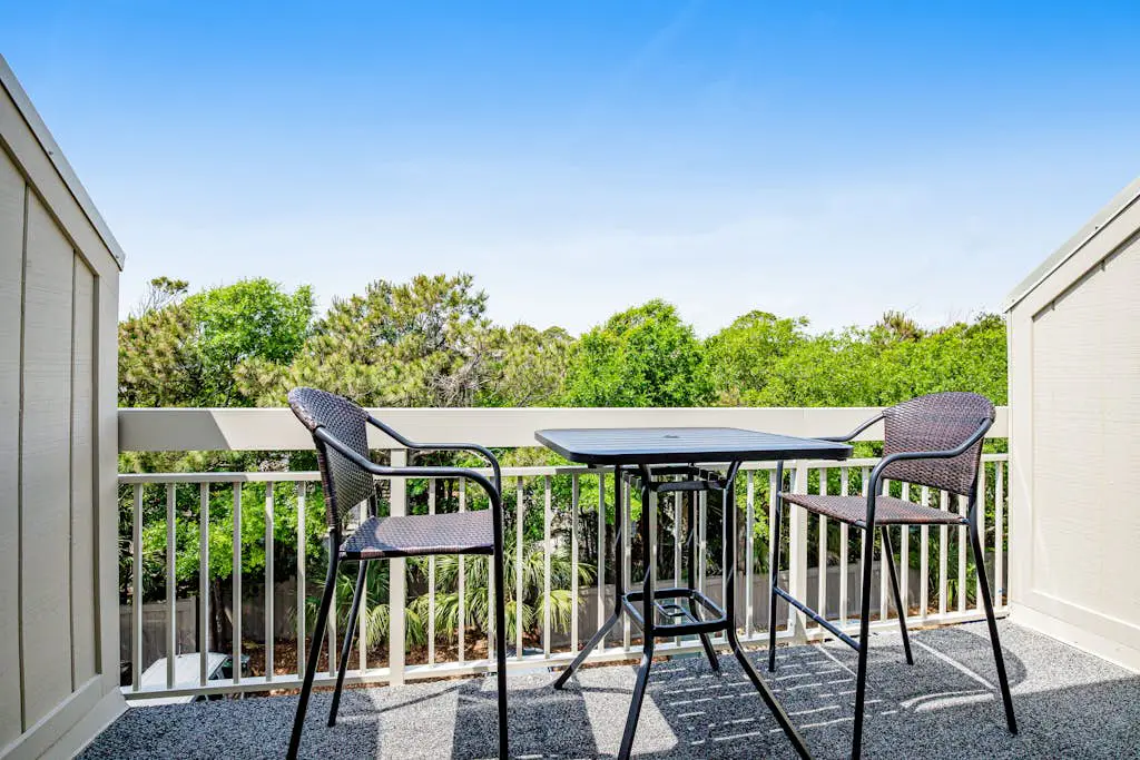 Dreamy Island Condo W/ Beach Access, Shared Pool, Private Balcony & WiFi