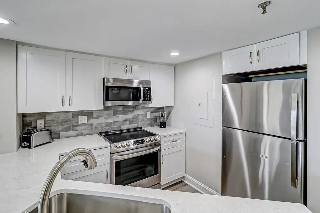 First-Floor, Oceanfront Condo w/Free WiFi, Balcony, Shared Hot Tub, Pool, Sauna