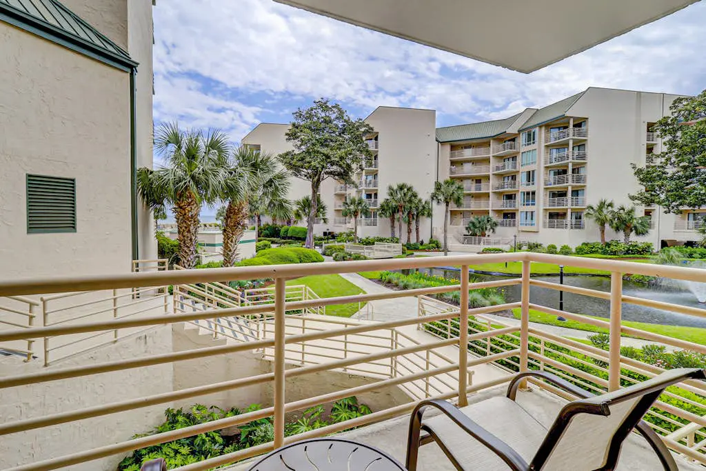 First-Floor, Oceanfront Condo w/Free WiFi, Balcony, Shared Hot Tub, Pool, Sauna