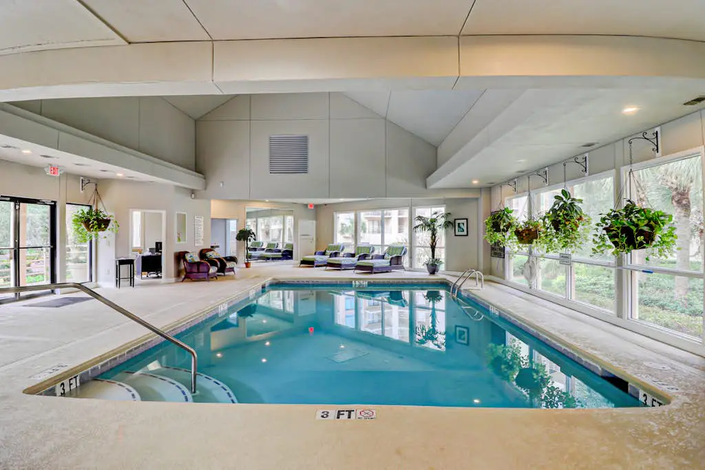 First-Floor, Oceanfront Condo w/Free WiFi, Balcony, Shared Hot Tub, Pool, Sauna