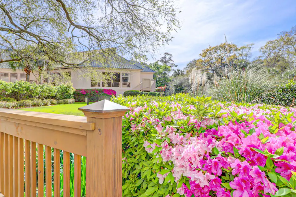 First-Floor, Oceanfront Condo w/Free WiFi, Balcony, Shared Hot Tub, Pool, Sauna