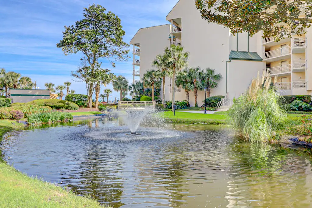 First-Floor, Oceanfront Condo w/Free WiFi, Balcony, Shared Hot Tub, Pool, Sauna