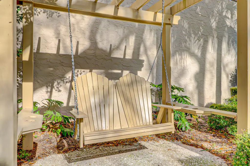 First-Floor, Oceanfront Condo w/Free WiFi, Balcony, Shared Hot Tub, Pool, Sauna