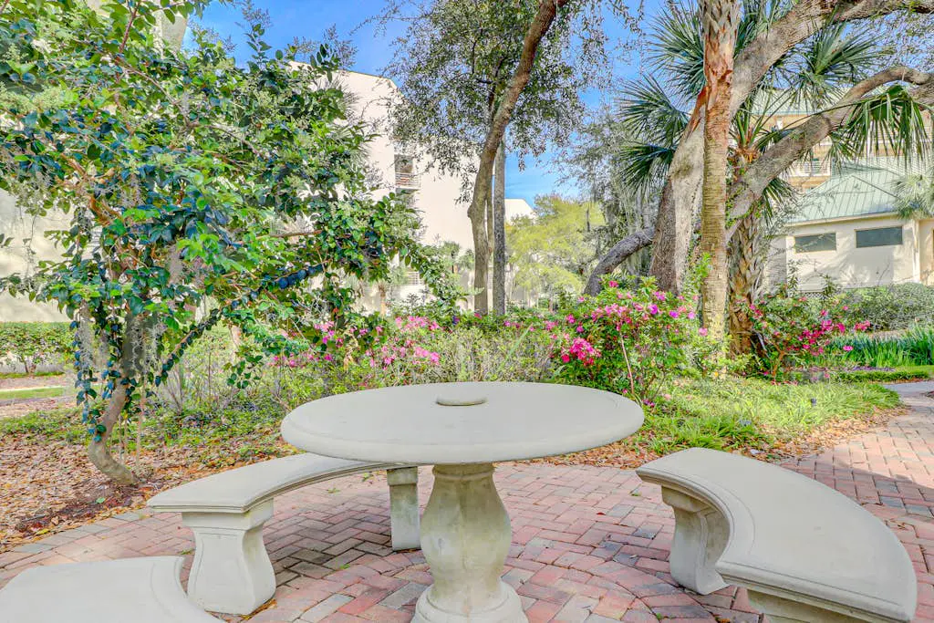 First-Floor, Oceanfront Condo w/Free WiFi, Balcony, Shared Hot Tub, Pool, Sauna