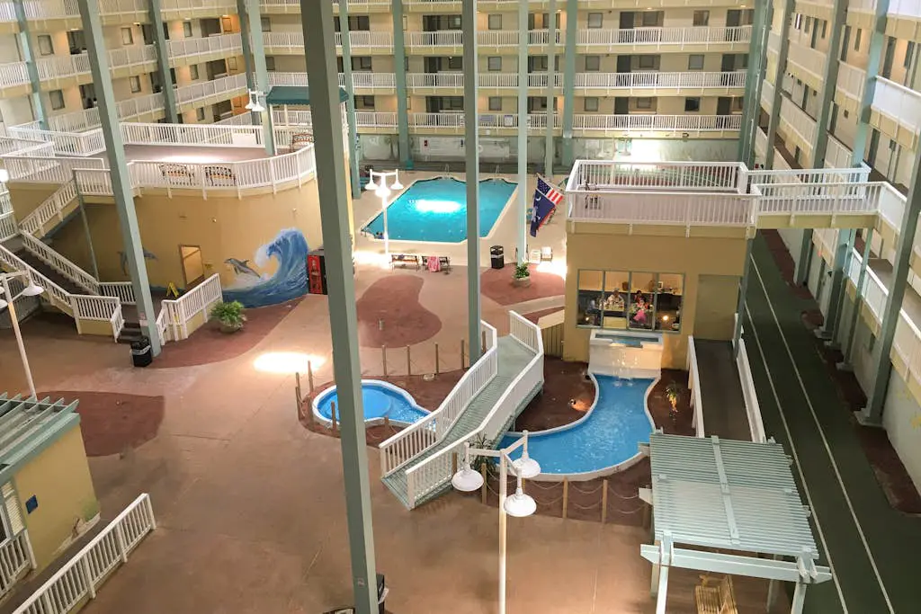 Oceanside Resort Condo w/ Indoor Pool, Tennis & Oceanfront Restaurant