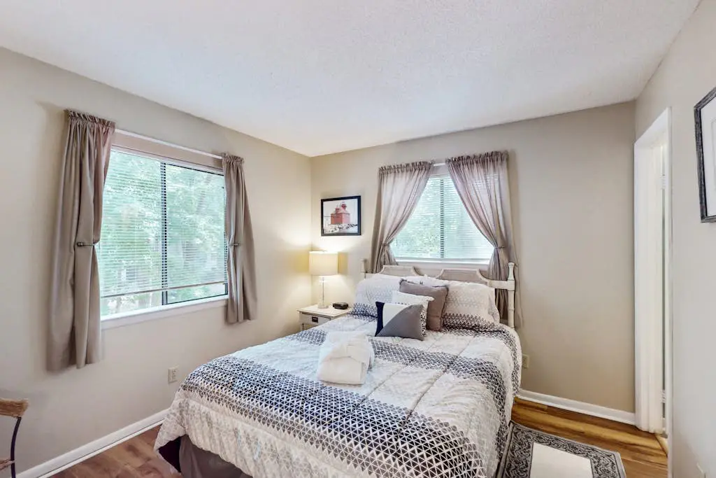 Gated Getaway w/ 2 Pools, Hot Tub & 10 Clay Tennis Courts, 350 Yards to Beach
