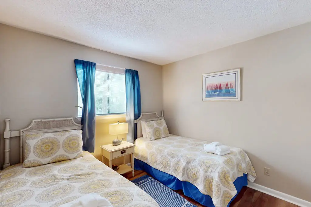 Gated Getaway w/ 2 Pools, Hot Tub & 10 Clay Tennis Courts, 350 Yards to Beach