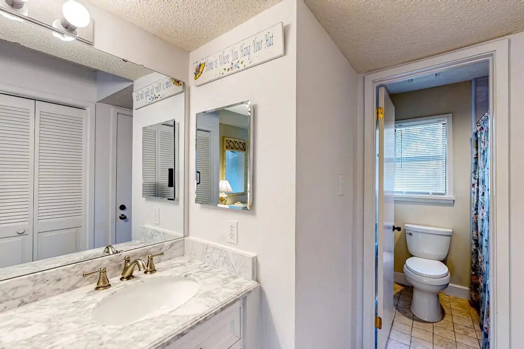 Lovely Palmetto Dunes Getaway w/ Pool & Shuttle to Shelter Cove, Near Beach