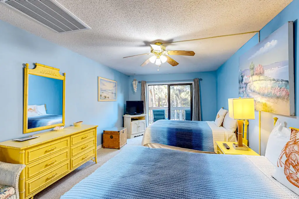 Lovely Palmetto Dunes Getaway w/ Pool & Shuttle to Shelter Cove, Near Beach