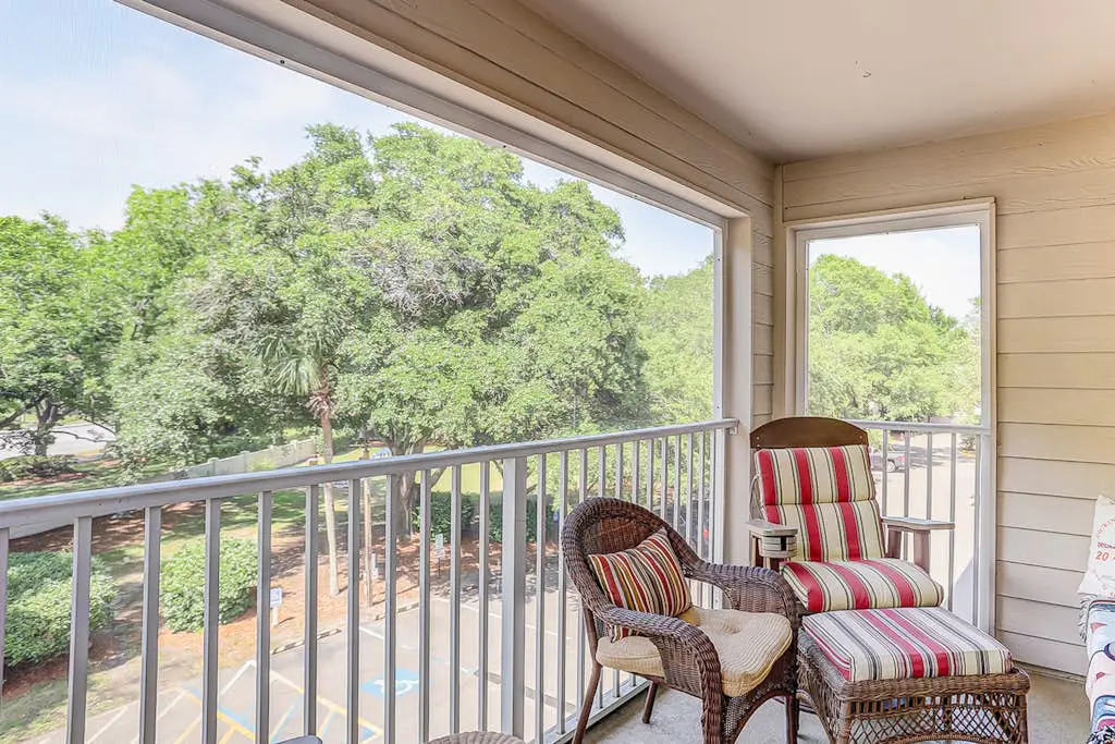 Charming Coastal Villa w/ Pools, Hot Tub, Gym & Private Beach Access