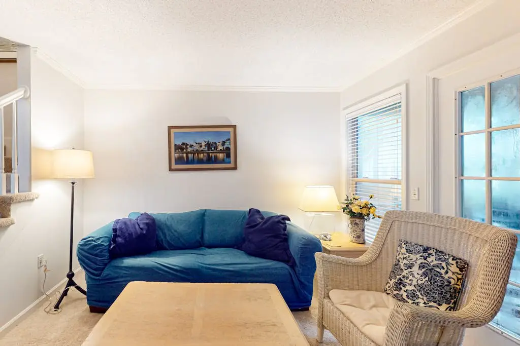 Updated Island Escape w/ Dual Suites - Golf, Tennis, Beach Club, Near Dining