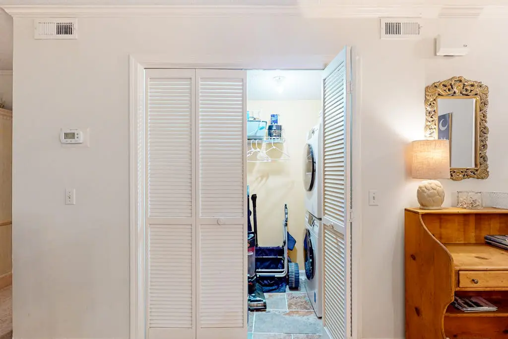 Updated Island Escape w/ Dual Suites - Golf, Tennis, Beach Club, Near Dining